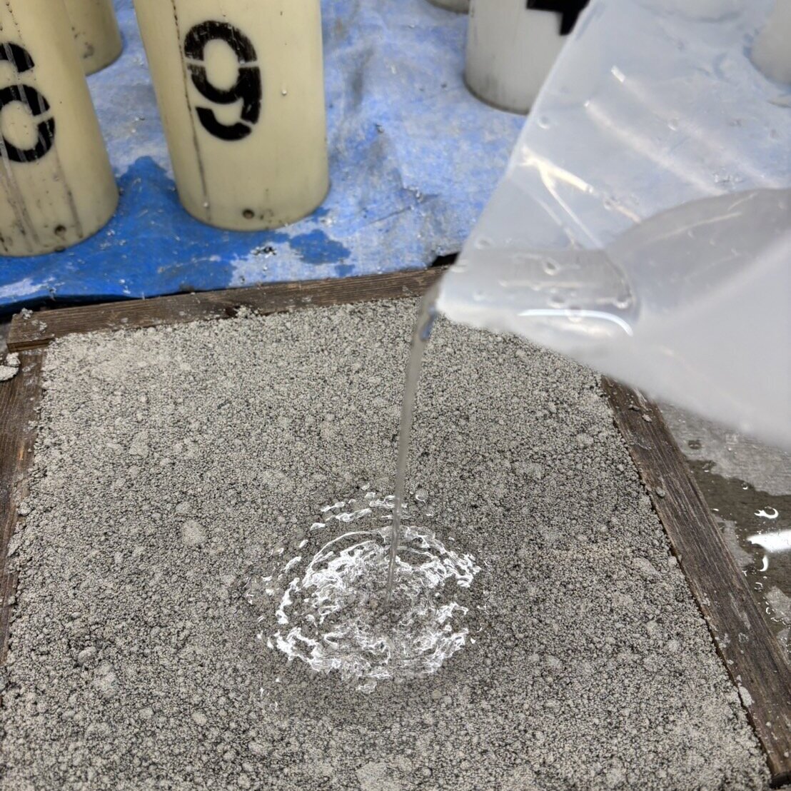 アスファルト検討するなら オワコン®︎ まさ土考えてるなら まさ固®︎ 【生コンビニ】充実のラインナップ