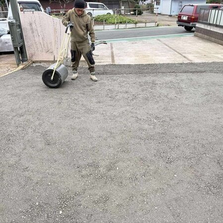 見た目とか機能とか値段とかいろいろ選ばれる理由ありますが【簡単】に施工（作業）できる オワコン®︎まさ固®︎