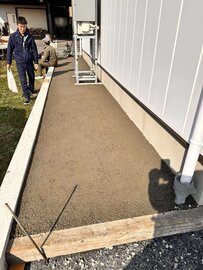 地面と接しない日はないってことはそれだけ大切なコンクリート舗装の1つが オワコン®︎まさ固®︎ になります