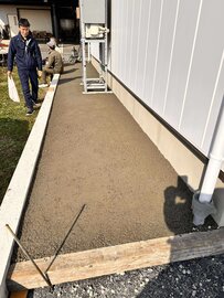 地面と接しない日はないってことはそれだけ大切なコンクリート舗装の1つが オワコン®︎まさ固®︎ になります