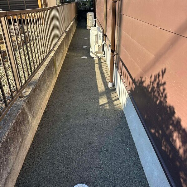 家周りのちょっとした困りごと 排水、雑草、ぬかるみ、段差、凸凹、外注、猫の糞害 ちょっとした労力で