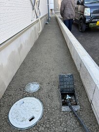 庭にバイク置き場「これで草取りからも解放される」お施主様も作業状況などYouTubeにアップ