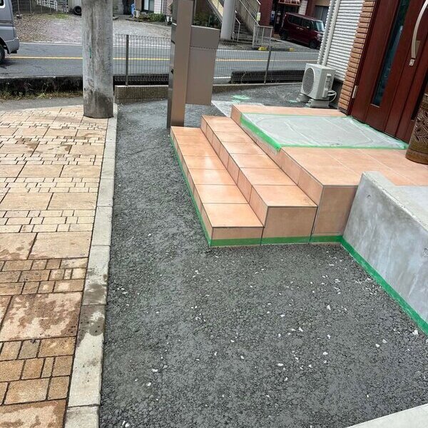 ゼッタイお買い求めいただけるイチバン安い土間コンクリートは保水性を有しています