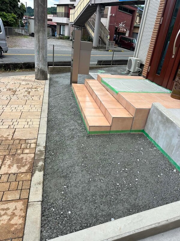 ゼッタイお買い求めいただけるイチバン安い土間コンクリートは保水性を有しています
