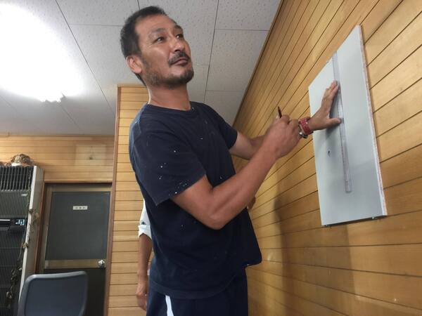「色合わせキャラバン」 コンクリート・打ち放し・モルタル・補修・色合わせ・セミナー・体験会・価格