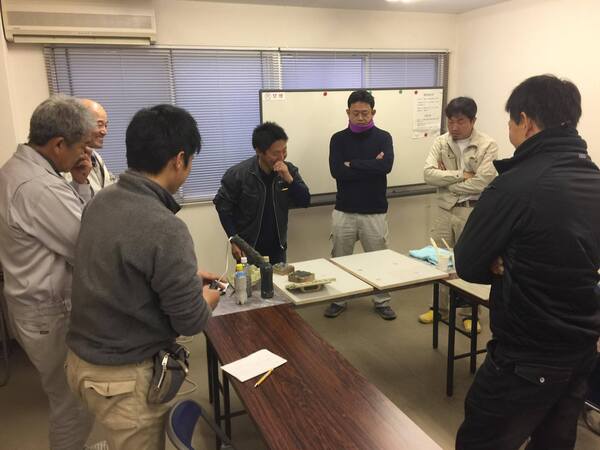 「香川県でコンクリート色合わせ体験」 香川・コンクリート打ち放し・体験会