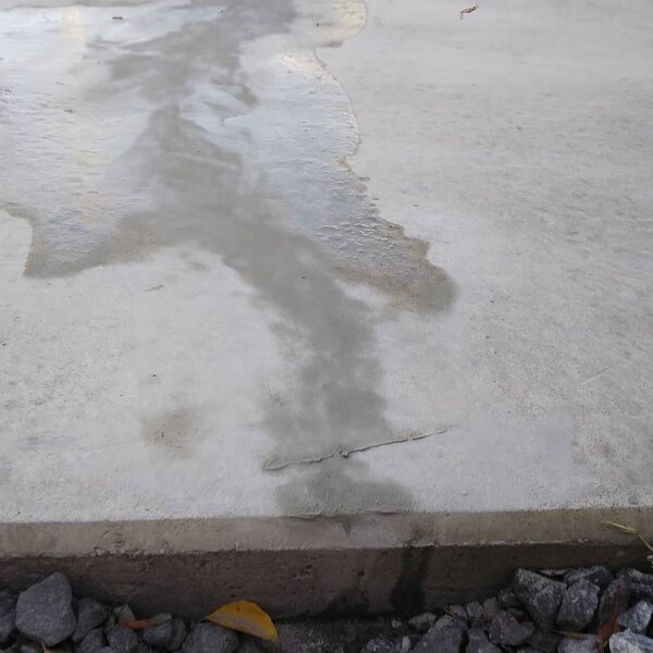 「特殊コンクリート補修の『特殊』を取り除きたい」打ち放しペイント