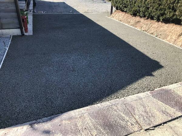 「これなら自社でできる」 砂利・水勾配・排水
