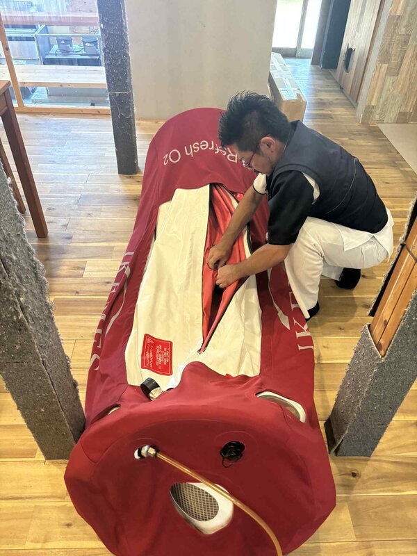 「サウナと温泉露天風呂があるのにさらに?!」コンクリート展示場ナマコンバレーに今度は【酸素カプセル】登場しました(Lab)