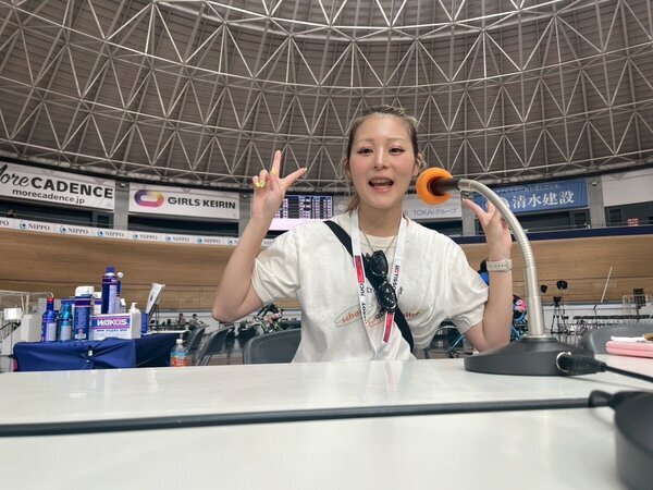 レジェンド中野浩一さんも登場! 大会開催中の伊豆ベロの中で「包丁を捨てよ、飲みに出よう。」が生放送!他