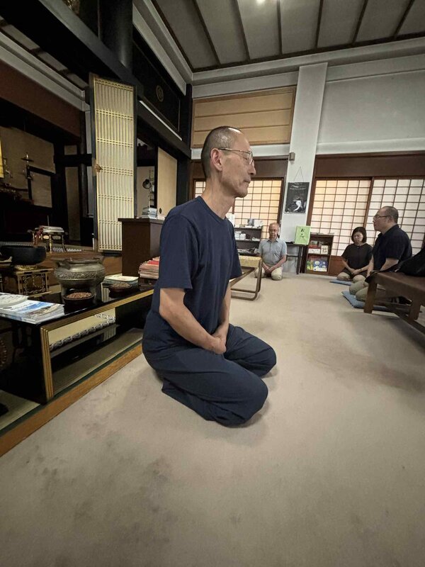 いわば全集中常駐?! 【静座】 かの宮沢賢治も傾倒したという呼吸法は「どこでも酸素カプセル」