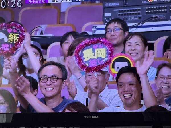 NHKのど自慢 in 伊豆の国市 はなんと合格最初の栄誉を勝ち取ったのは【おにぎり】DIAMONDS(プリンセスプリンセス)でした