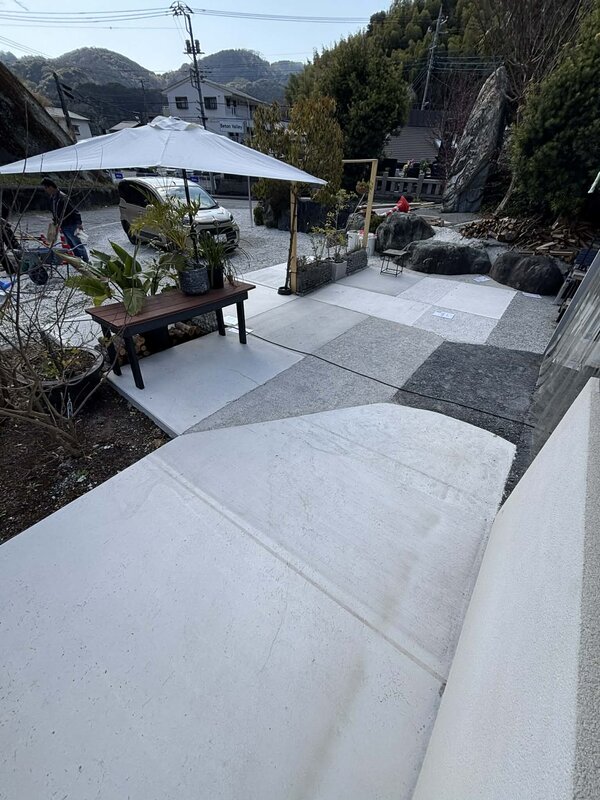 「もはやちょっとした公園？」鳩も集まるナマコンバレーの1週間（週刊生コン 2026/03/23）