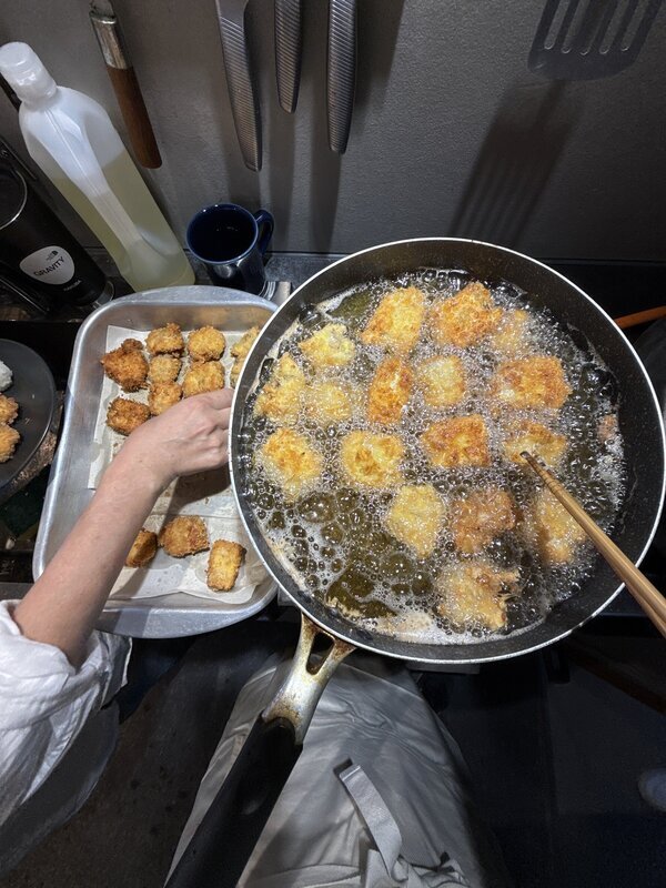 駿河湾で釣れたシイラのフライ